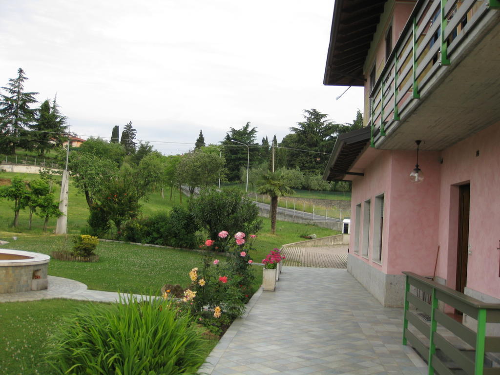 B&B Garden Solto Collina Kültér fotó