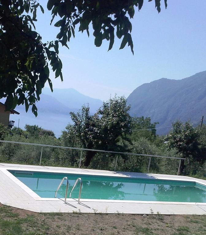 B&B Garden Solto Collina Kültér fotó